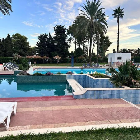 Villa Plomas 2 *