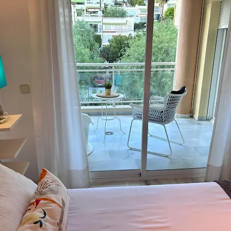 Villa Plomas 2 *
